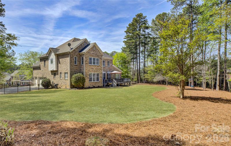 13203 Coyote Creek Ct, Charlotte, NC 28278