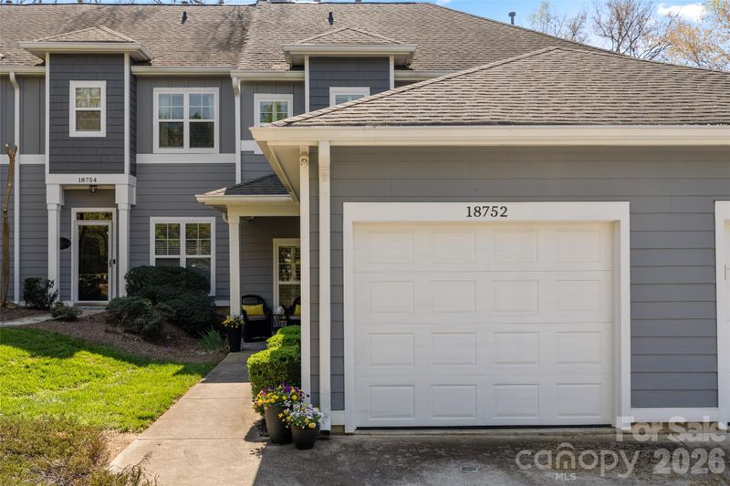 18752 Silver Quay Dr, Cornelius, NC 28031