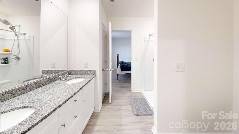 1321 Western Hills Ln, Vale, NC 28168