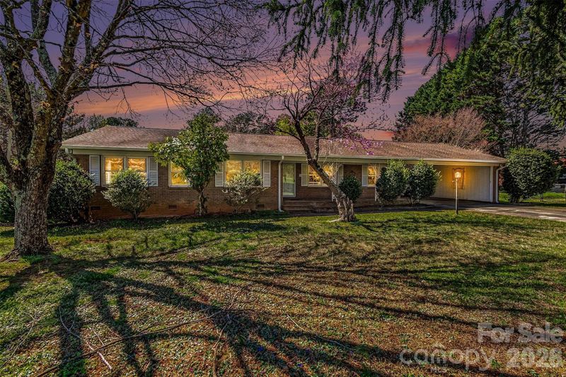 1388 Smith Farm Rd, Lincolnton, NC 28092