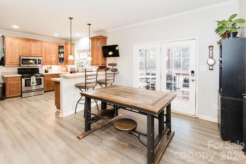 3237 Evondale Rd, Crouse, NC 28033