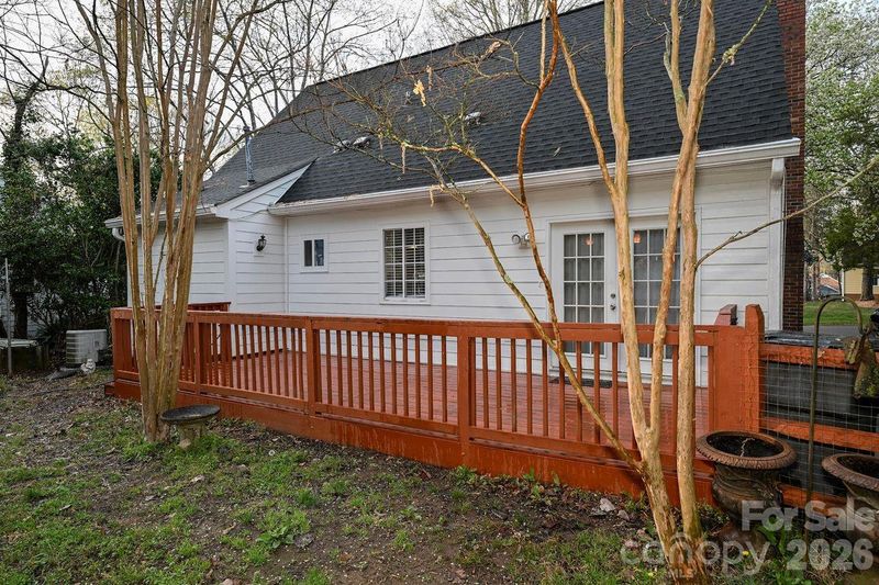 8908 Golf Ridge Dr, Charlotte, NC 28277