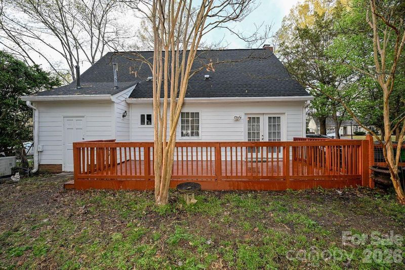 8908 Golf Ridge Dr, Charlotte, NC 28277