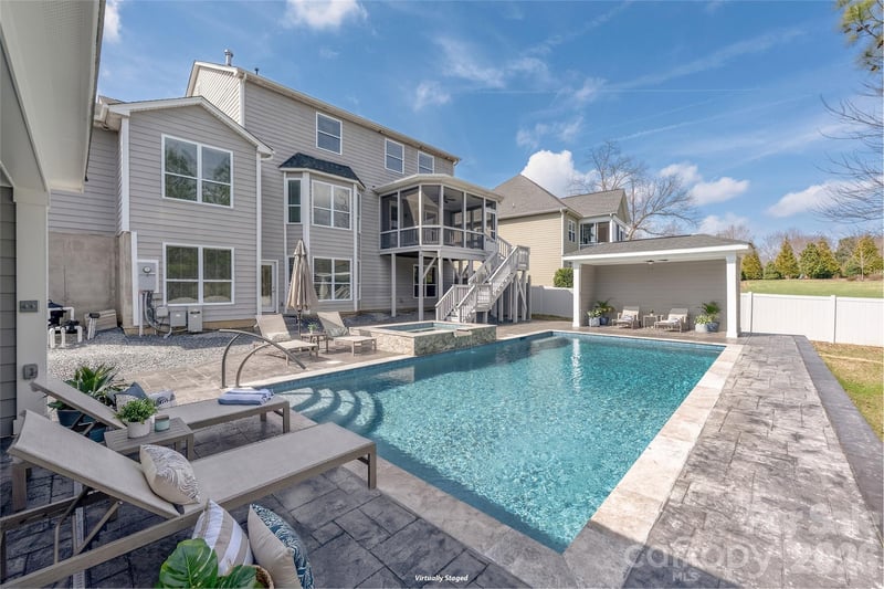 14724 Old Vermillion Dr, Huntersville, NC 28078