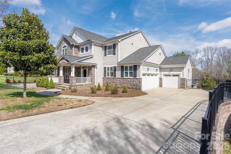 14724 Old Vermillion Dr, Huntersville, NC 28078