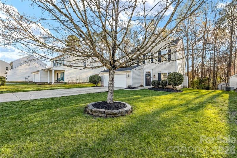 9627 Brookmere Ln, Charlotte, NC 28214