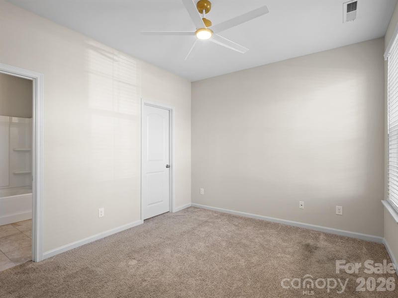 1112 Doveridge St, Charlotte, NC 28273