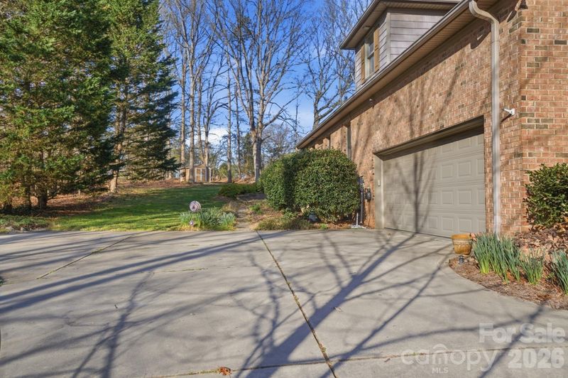 3101 Three Wood Dr, Denver, NC 28037