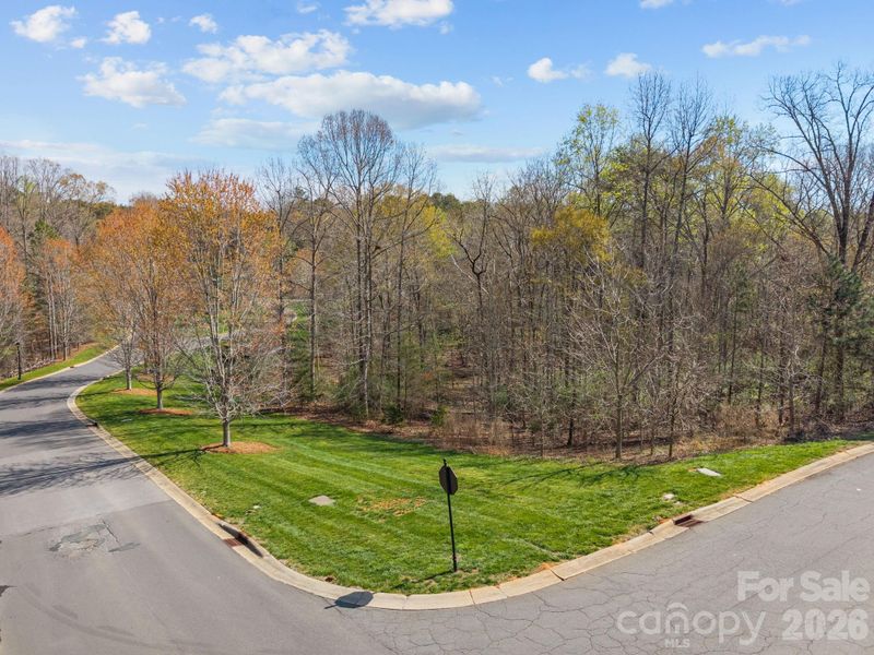 2001 Beauhaven Ln, Belmont, NC 28012