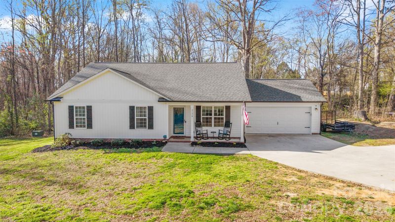 2136 Moose Rd, Kannapolis, NC 28083