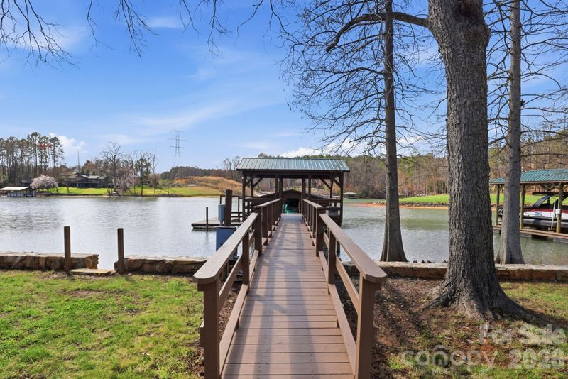 236 Apache Rd, Troutman, NC 28166