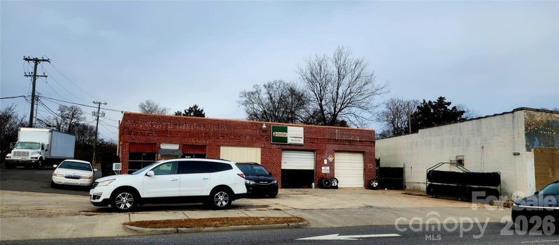 1114 W Franklin Blvd W, Gastonia, NC 28052