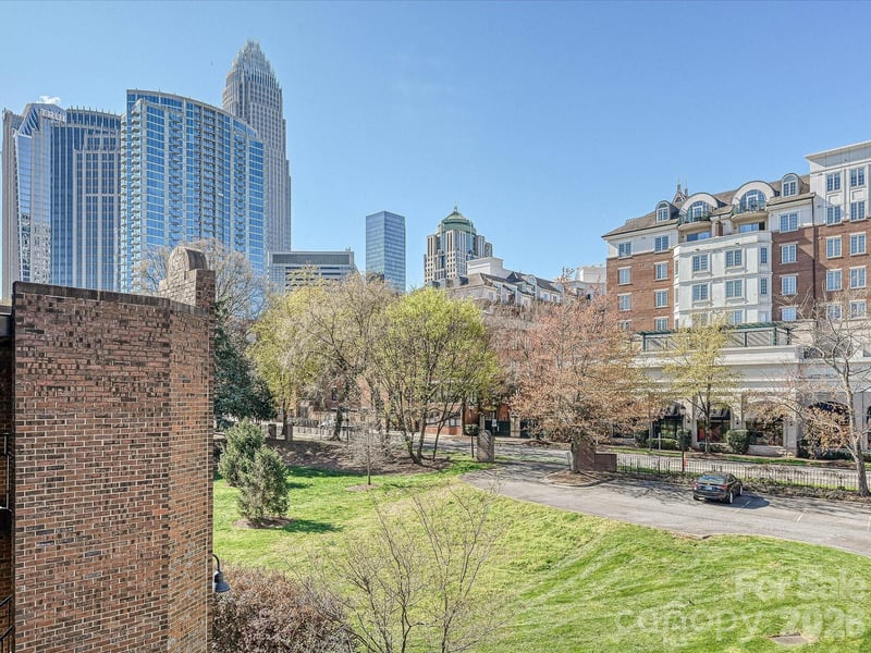 328 W 6th St #7, Charlotte, NC 28202