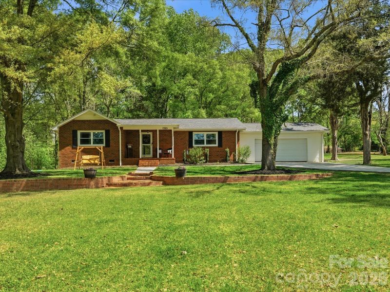 7836 Van Wyck Rd, Lancaster, SC 29720