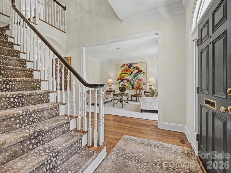 2121 Forest Dr, Charlotte, NC 28211