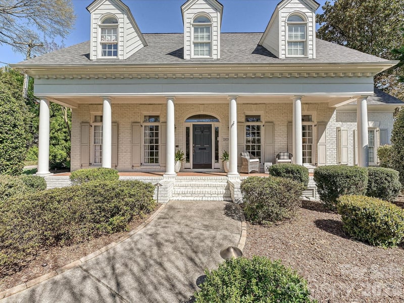 2121 Forest Dr, Charlotte, NC 28211