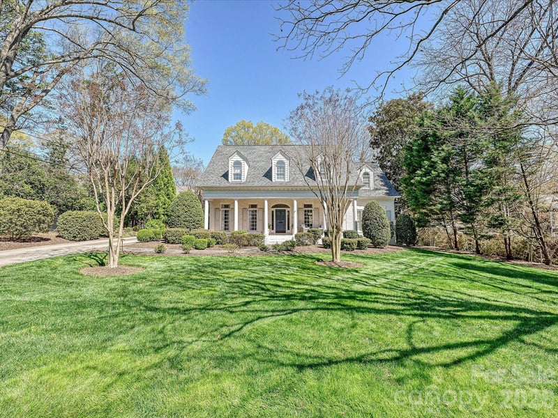 2121 Forest Dr, Charlotte, NC 28211