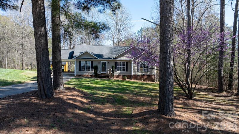 120 Wesley Ct, Crouse, NC 28033