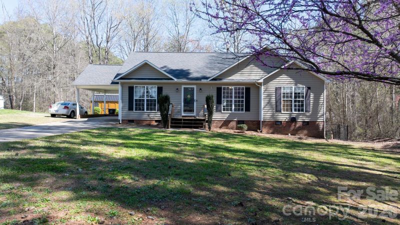 120 Wesley Ct, Crouse, NC 28033