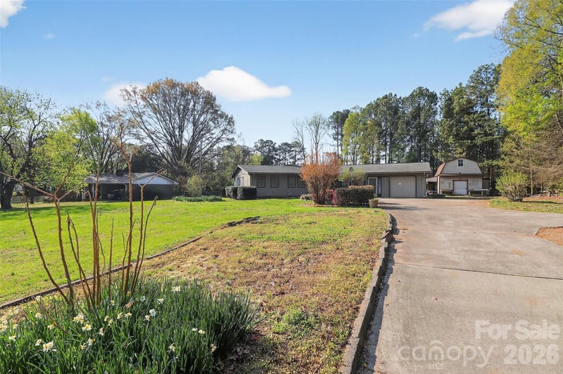 9516 Westmoreland Rd, Cornelius, NC 28031