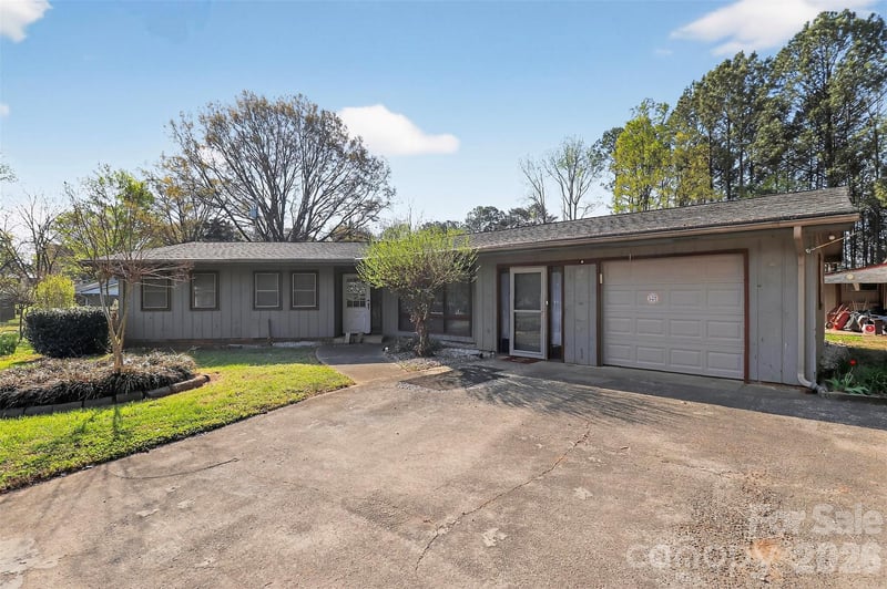 9516 Westmoreland Rd, Cornelius, NC 28031