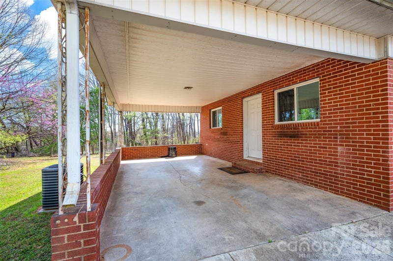 1090 Harris Bridge Rd, Stony Point, NC 28678