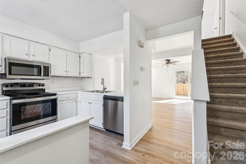 655 Lex Dr, Charlotte, NC 28262