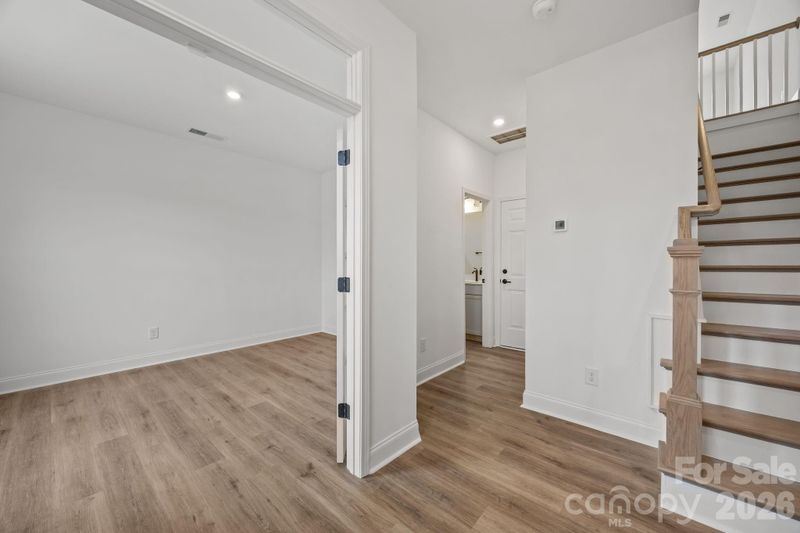 7032 Westrow Ave, Charlotte, NC 28278