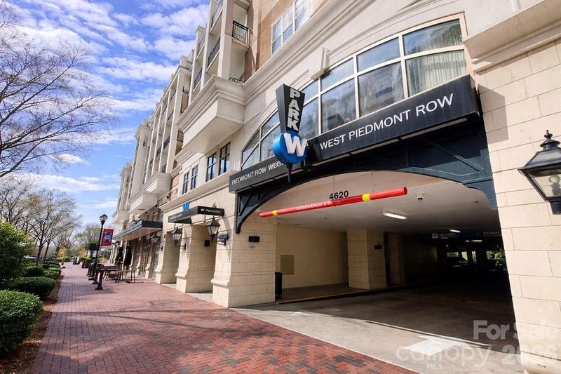 4620 Piedmont Row Dr #410, Charlotte, NC 28209