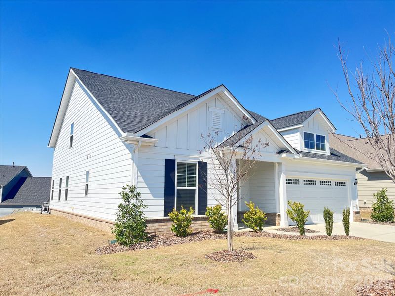 1111 Kalli Dr, Matthews, NC 28104