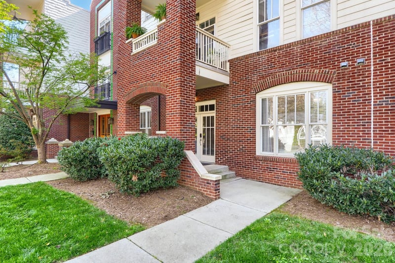 518 Clarice Ave #100, Charlotte, NC 28204