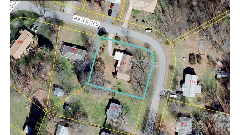 217 Park Rd, Mount Holly, NC 28120