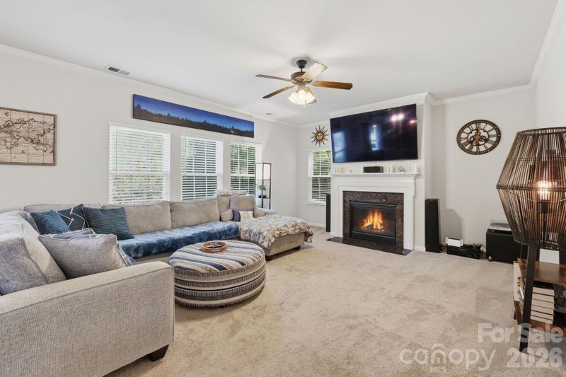 9722 Spring Crest Ct, Charlotte, NC 28269