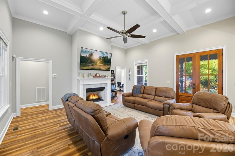 706 Toncin Ave, Bessemer City, NC 28016