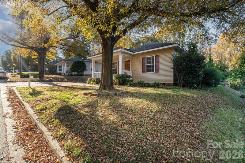 241 6th St, Belmont, NC 28012