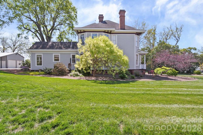 318 N Elm St, Marshville, NC 28103