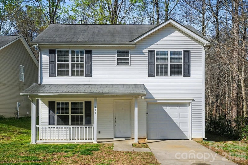 911 Valley Ridge Rd, Charlotte, NC 28214