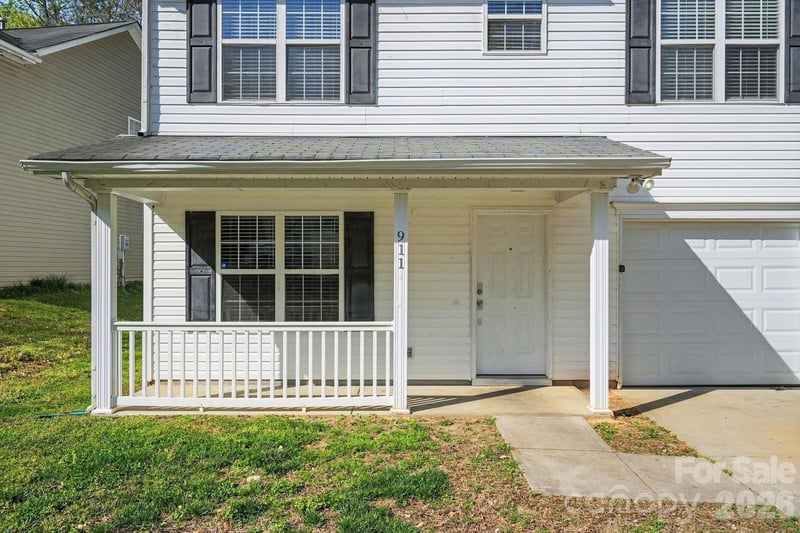 911 Valley Ridge Rd, Charlotte, NC 28214