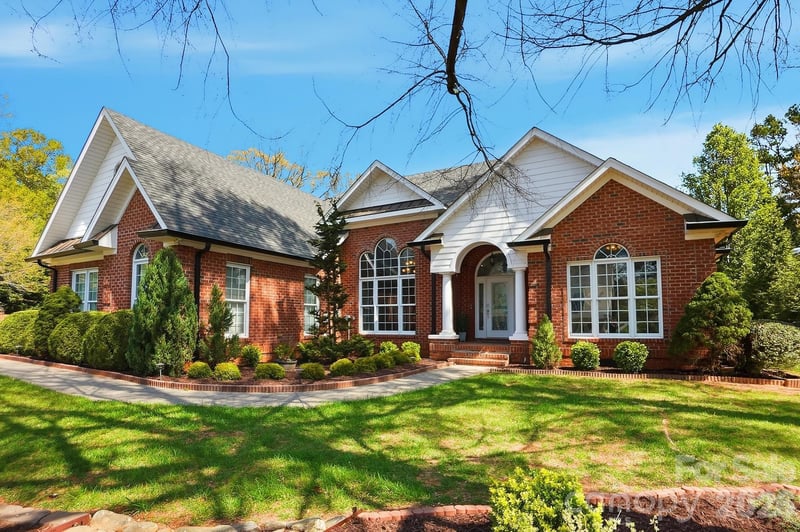 7535 E Sedgebrook Dr E, Stanley, NC 28164