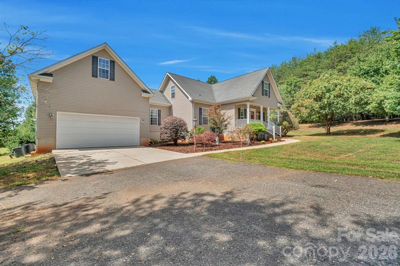 2538 Southside Rd, Lincolnton, NC 28092