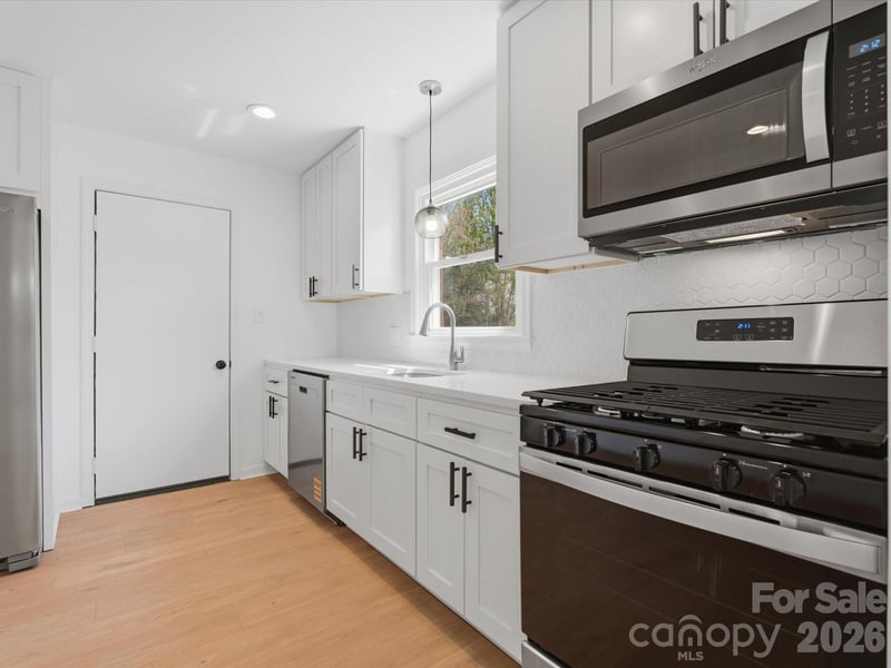 4946 Morgan St, Charlotte, NC 28208