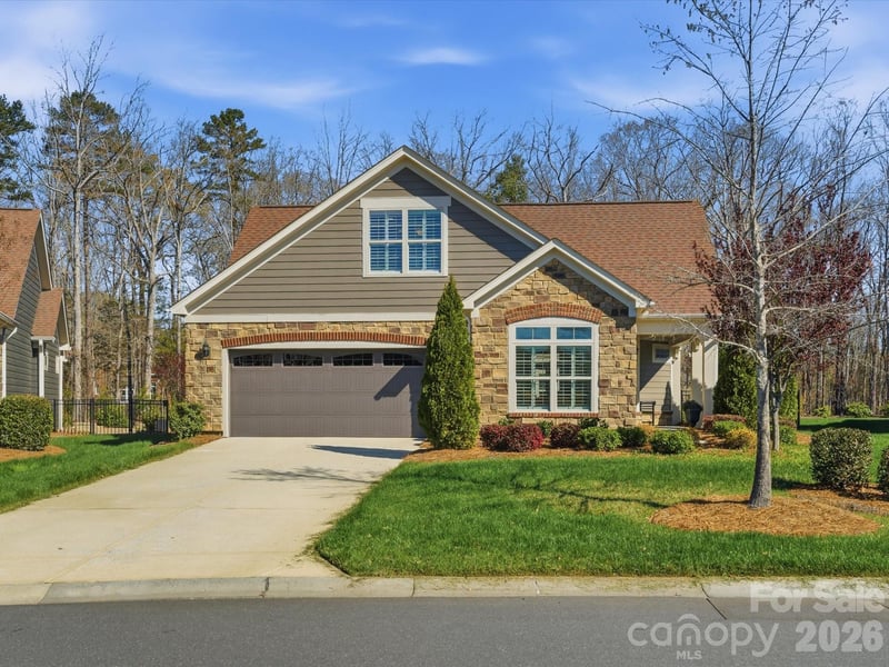 1180 Avalon Pl, Matthews, NC 28104