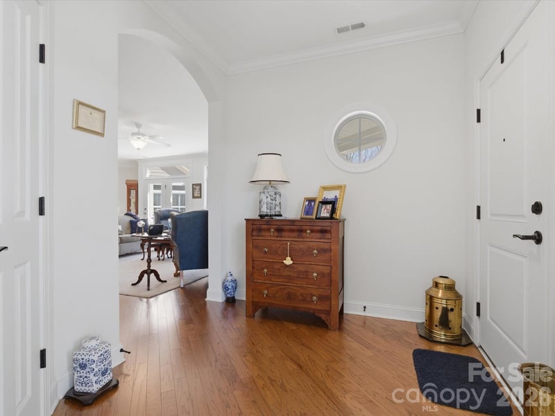 1180 Avalon Pl, Matthews, NC 28104
