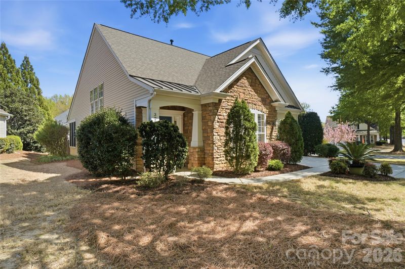 3235 Darlington Rd, Matthews, NC 28105
