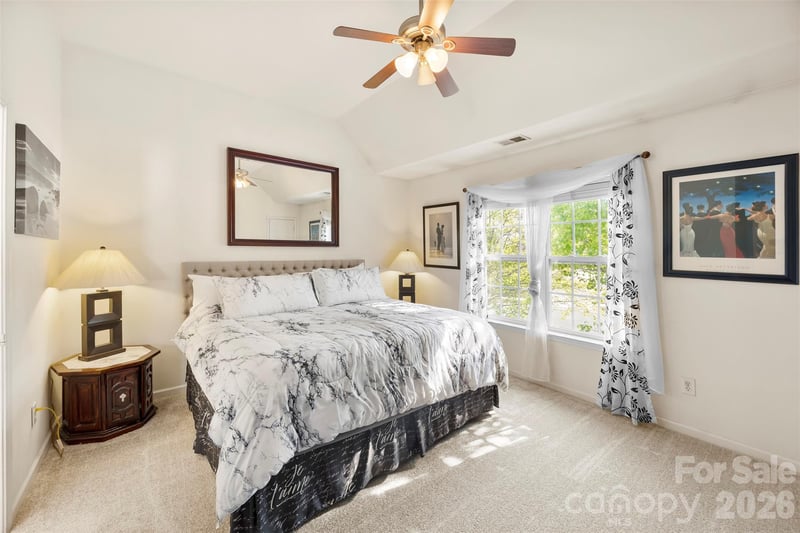 624 Cliffs Inn Cir, Charlotte, NC 28214