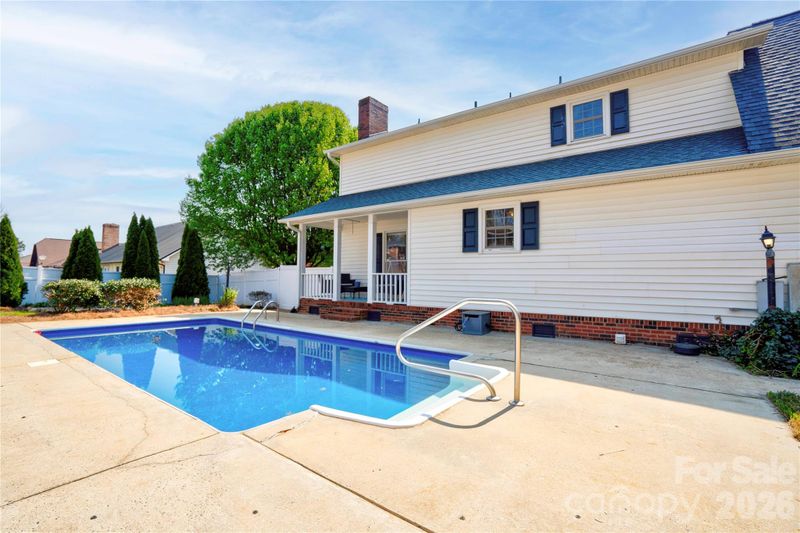 203 Carolina Dr, Cherryville, NC 28021