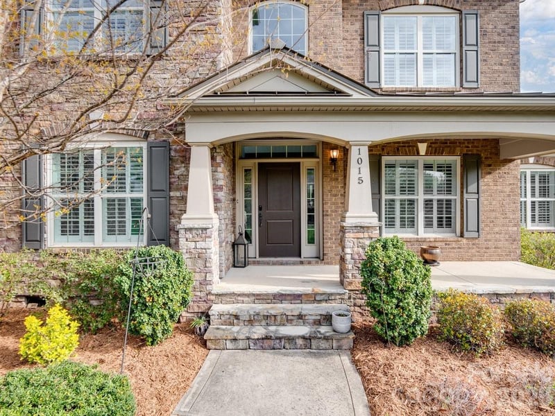 1015 Golden Bell Dr, Waxhaw, NC 28173