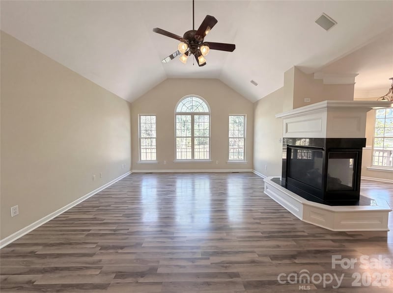 20224 Northport Dr, Cornelius, NC 28031