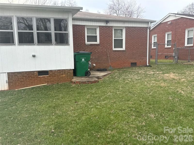 2912 Coronet Way, Charlotte, NC 28208