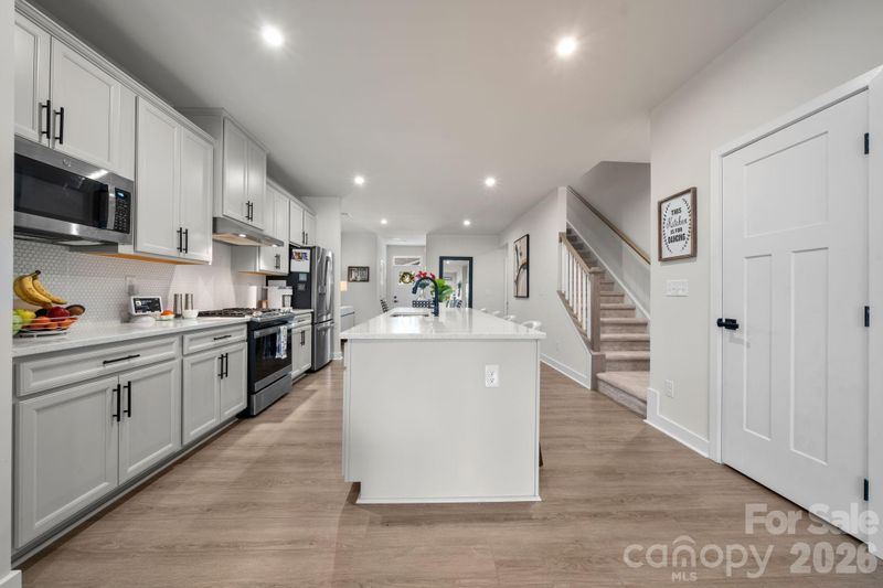 910 Prince Garrett Way, Denver, NC 28037